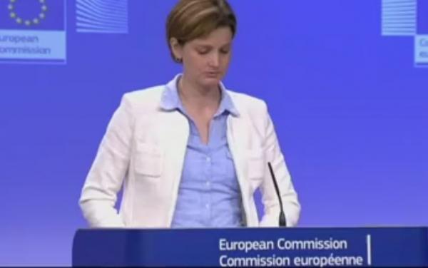 Κομισιόν: Δεν ζητάμε μειώσεις σε συντάξεις