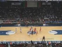 Μείωσε και… ελπίζει η Εφές κόντρα στον Ολυμπιακό