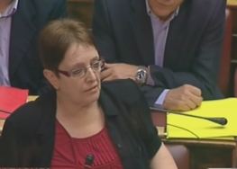 Αλ.Παπαρήγα: «Δεν γίνεται να εισπράξετε αυτά που θέλετε»