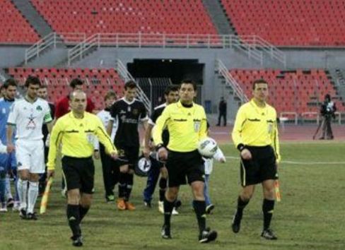 «Πόλεμος» Παναθηναϊκού – Ολυμπιακόυ με φόντο τη διαιτησία