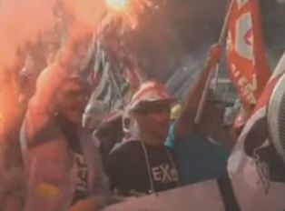 Ιταλία: Επεισοδιακή διαδήλωση στο υπουργείο οικονομικών