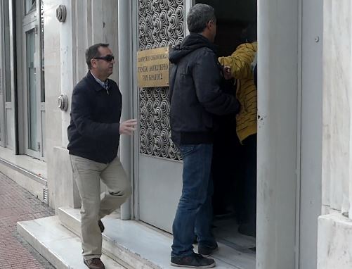 Η επεισοδιακή είσοδος της ΠΟΕ-ΟΤΑ στο Γενικό Λογιστήριο