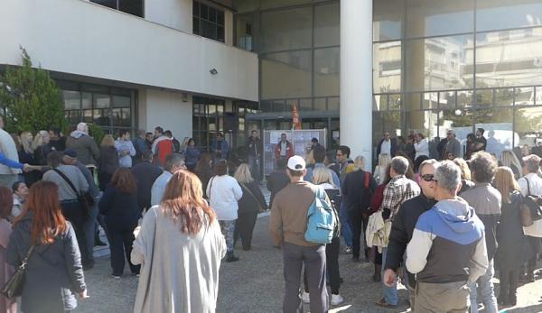 ΠΟΕ-ΟΤΑ: Στάση εργασίας και συγκέντρωση στο Δημαρχείο Αιγάλεω