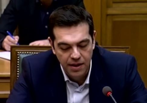 Αιχμηρές απαντήσεις των πολιτικών αρχηγών στις κλήσεις Τσίπρα
