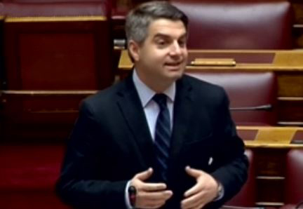 Βουλή: Αντιπαράθεση και αιχμές για την αναγόρευση Τσίπρα σε επίτιμο διδάκτορα στην Τουρκία