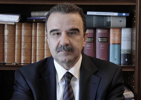 Μαντζουράνης: Δεν είμαι δικηγόρος του Μαρινάκη, είμαι του Κοντομηνά