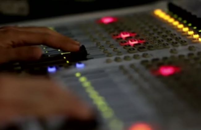 Χρυσόγονος: Δεν μπορούν «ποινικοί..» να πάρουν τηλεοπτική άδεια