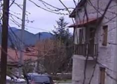 Η θεία του Μιχάλη Λιάπη «αδειάζει» τον ανιψιό της για το «σαλέ»