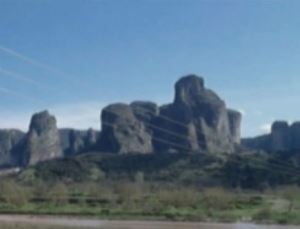 Συναγερμός στην Πίνδο απο τεράστια κατολίσθηση