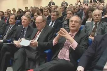 Η κρίση χρέους στο «μικροσκόπιο» του Harvard