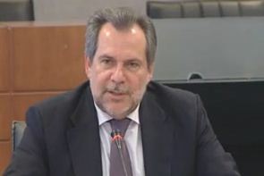 Χρ. Παπουτσής: «Εθνικό κεφάλαιο» ο Γιώργος Παπανδρέου