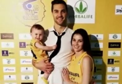 Το δράμα ενός μπασκετμπολίστα: Σταμάτησε το μπάσκετ για να βοηθήσει το παιδί του