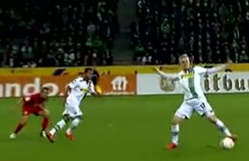 Αγγλία: Νιουκάστλ-Λίβερπουλ 2-0 – Γερμανία: Γλάντμπαχ-Μπάγερν 3-1