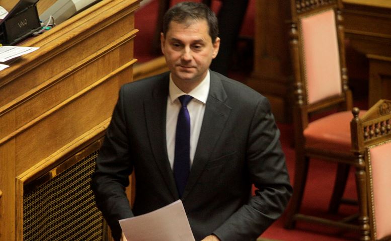 Με αιχμές για διγλωσσία φεύγει από το Ποτάμι ο Χάρης Θεοχάρης