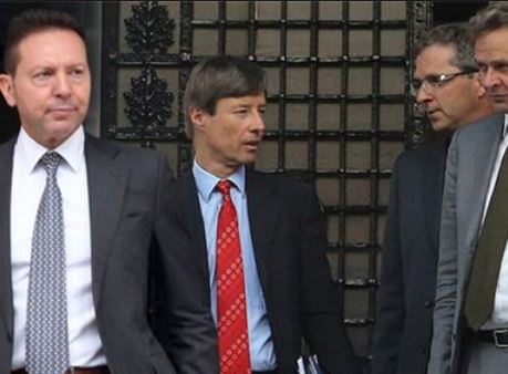 Κρίσιμες επαφές με την τρόικα για κινητικότητα και φόρο ακινήτων