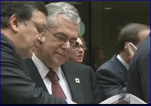 Αγώνας δρόμου μέχρι την Τετάρτη για την κυβέρνηση