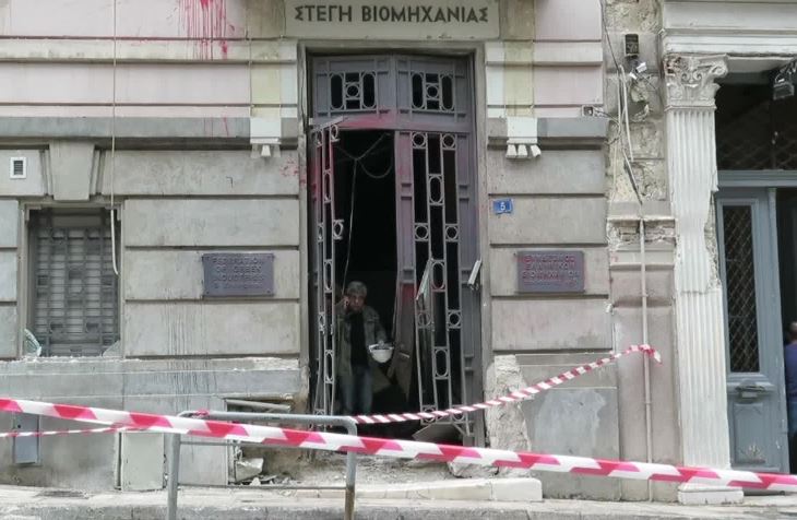 Η επόμενη μέρα μετά την έκρηξη στο ΣΕΒ – Σοβαρές ζημιές στην πρεσβεία της Κύπρου