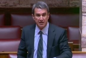 Σφοδρή αντιπαράθεση Λαφαζάνη – Λοβέρδου