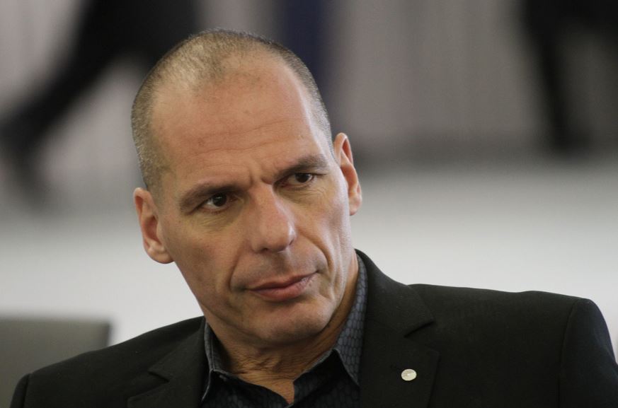 O Βαρουφάκης στις διαδηλώσεις της Γαλλίας