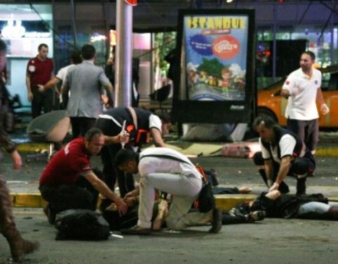 Βαθύ πένθος στην Τουρκία μετά την τρομοκρατική επίθεση