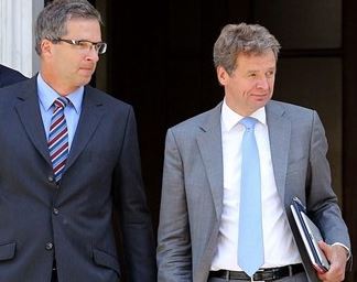 Νέες πιέσεις από την τρόικα για λήψη νέων μέτρων