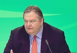 Ευ.Βενιζέλος: «Το ΠΑΣΟΚ δεν διαλύεται ούτε αυτοδιαλύεται»