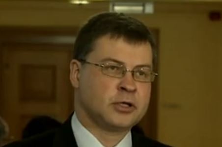 Δηλώσεις Ντομπρόβσκις – Στουρνάρα μετά τη συνάντησή τους