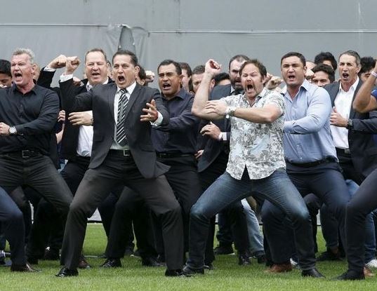 Νέα Ζηλανδία: Αποχαιρέτησαν τον κορυφαίο παίκτη ράγκμπι Τζόνα Λόμου χορεύοντας χάκα