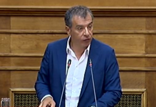 Απόσπασμα από την ομιλία του Στ.Θεοδωράκη για τον εκλογικό νόμο