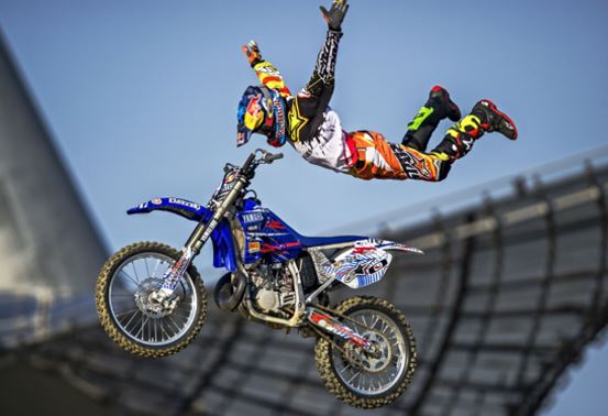 Freestyle Motocross: Θέαμα και ανταγωνισμός στον αγώνα της Μαδρίτης