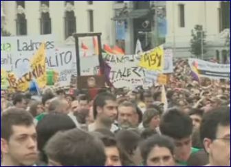 Επέστρεψαν οι Αγανακτισμένοι σε Ισπανία και Πορτογαλία