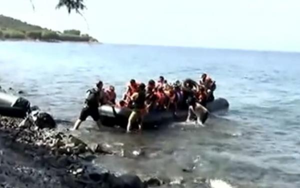 Συνεχίζουν να έρχονται εκατοντάδες πρόσφυγες στη Λέσβο