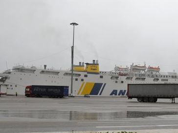 Έληξε η ομηρία γυναίκας στο πλοίο «Κρήτη 2», συνελήφθη ο δράστης