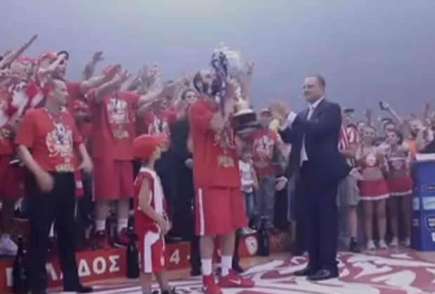 Μπάσκετ: «Ερυθρόλευκο» σύνθημα για νέες επιτυχίες σε Ελλάδα και Ευρώπη