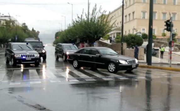 Η άφιξη του Γάλλου Προέδρου Φρ.Ολάντ και του Πρωθυπουργού Αλ.Τσίπρα στην Βουλή