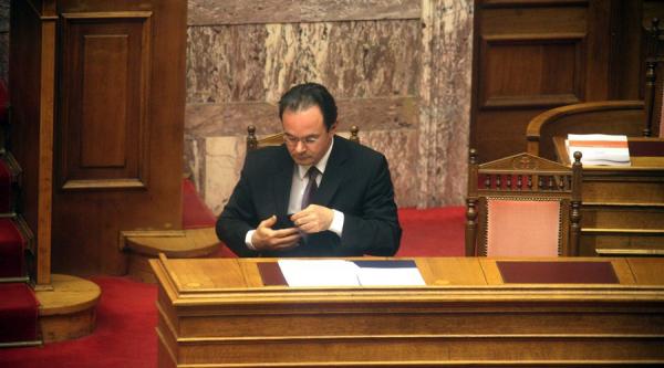 Η Βουλή άνοιξε τον δρόμο του Ειδικού Δικαστηρίου για τον κ. Γ. Παπακωνσταντίνου