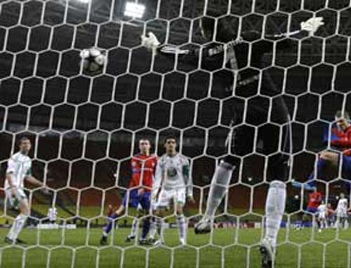 Το θρίλερ συνεχίζεται…