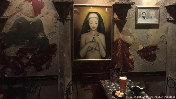 Όταν οι εκκλησίες γίνονται κλαμπ