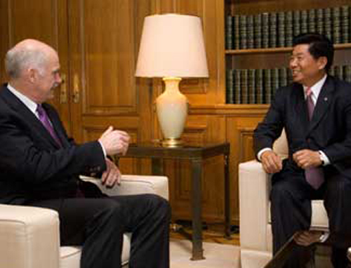 Θα τηρηθούν οι όροι της συμφωνίας με τον ΟΛΠ, διαβεβαίωσε ο επικεφαλής της Cosco