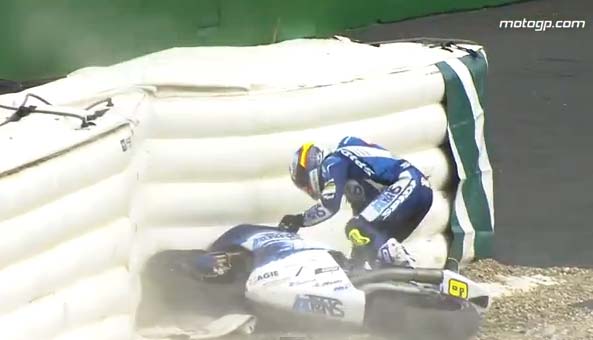 MotoGP Τσεχίας 2013: Όλες οι πτώσεις του αγώνα
