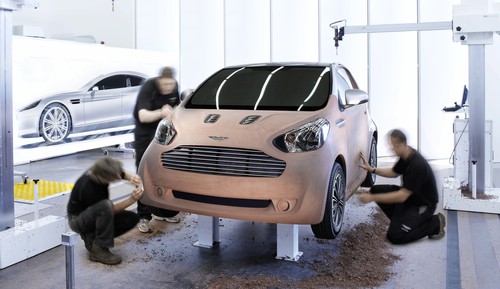 H χειροποίητη Aston Martin Cygnet