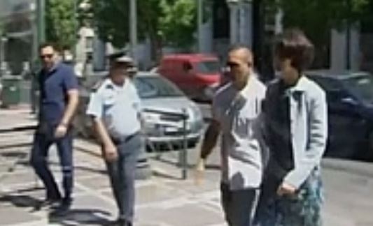 Ξεκίνησε το «παζάρι» της αξιολόγησης με τους δανειστές