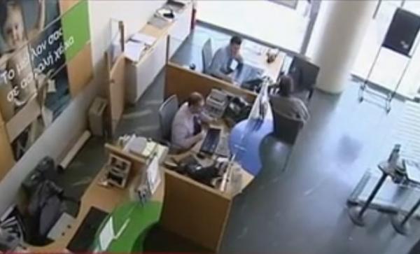 Νέες ρυθμίσεις για τα κόκκινα δάνεια