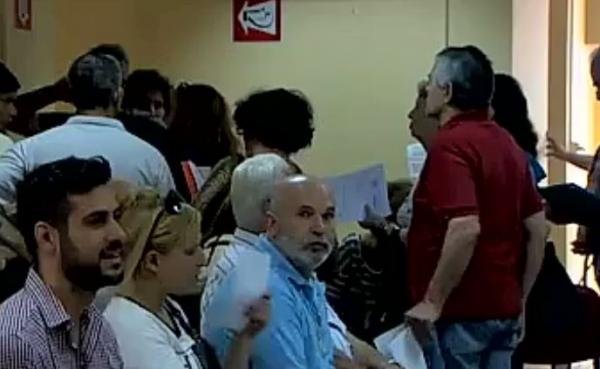 Οι δανειστές επιμένουν σε μειώσεις των συντάξεων