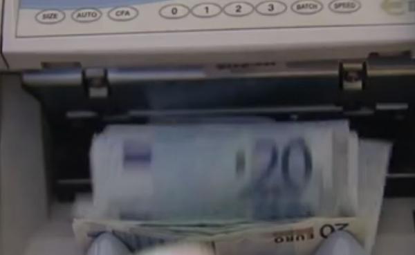 Τα «κόκκινα δάνεια» στο τραπέζι του Μαξίμου