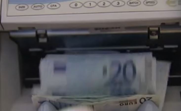 Τα «κόκκινα δάνεια» στο τραπέζι του Μαξίμου