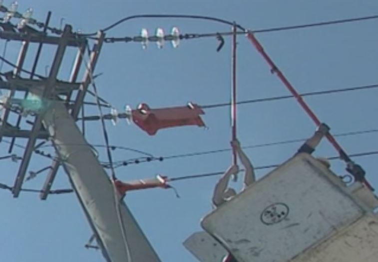 Σε τρία στάδια η ιδιωτικοποίηση της ΔΕΗ