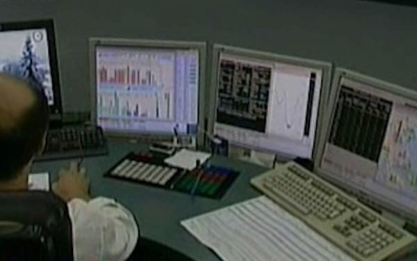 Χωρίς ρεύμα εκατοντάδες περιοχές λόγω της απεργίας της ΔΕΗ