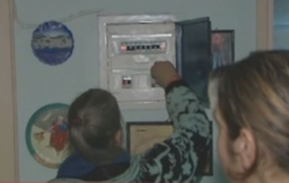 Εφτασαν τις 4.000 επανασυνδέσεις παροχής ρεύματος