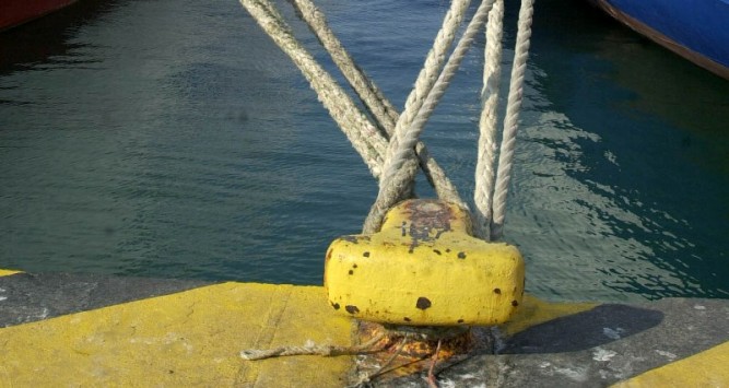 Αναστέλλουν τις κινητοποιήσεις τα Σαββατοκύριακα οι εργαζόμενοι στα περιφερειακά λιμάνια